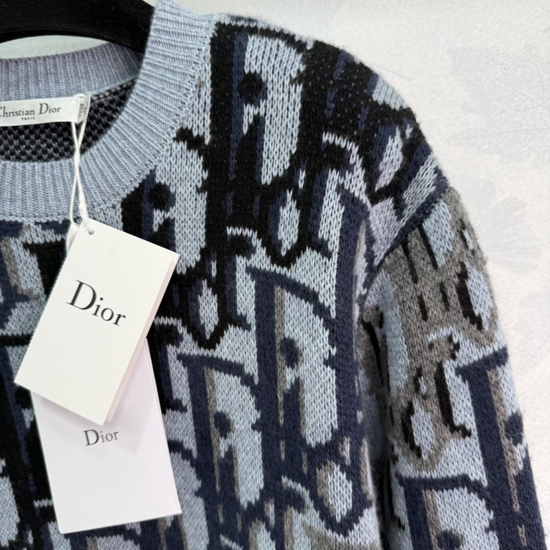 chr1st1an D10r sweaters